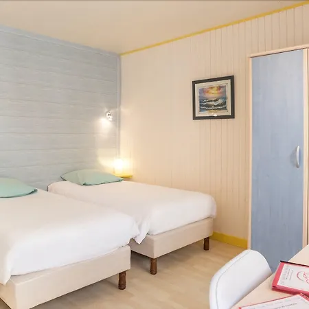 Hotel Caravelle Contact