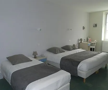 Caravelle Contact Hotel 2*